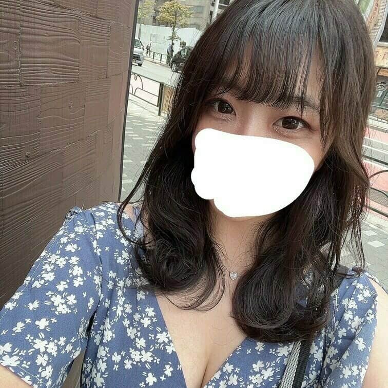 【完全顔出し】Hカップの幼馴染とおうちセックス。久しぶりに再会した幼馴染の体が女らしく成長してました。